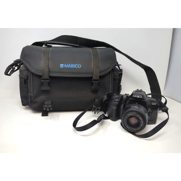 Minolta Maxxum 400SI 50mm Macro SLR Film Camera w/ 35-70mm Lens + Bag No battery